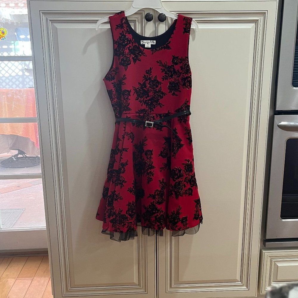 Formal dress with flowers size 14